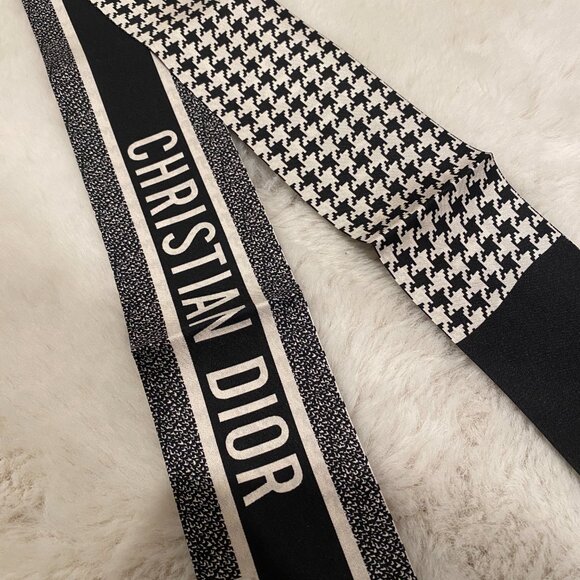 Dior Houndstooth Twilly - Picture 2 of 3